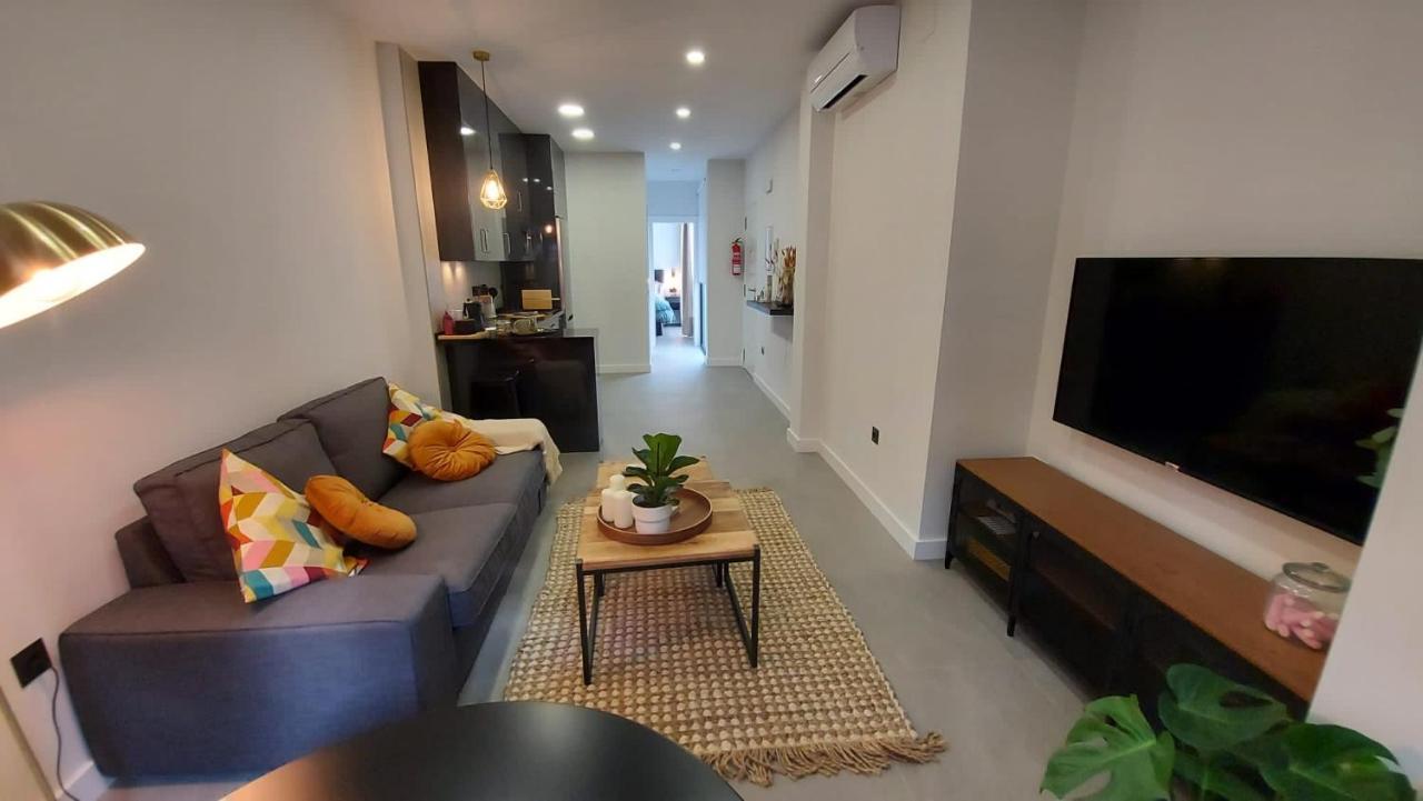 Love Rent4 Malaga City Exterior foto